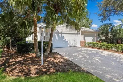 Image de Tranquil 2-bedroom villa in University Park Country Club