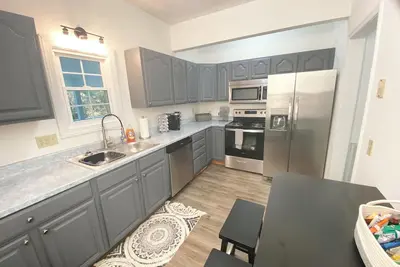 Image de High End Downtown 2-Bed Loft, Pet & Child Friendly