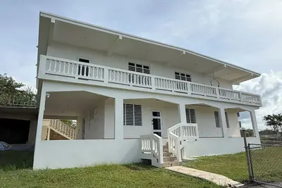 Image de 3-bedroom ocean-view house in peaceful Isabela with Ac