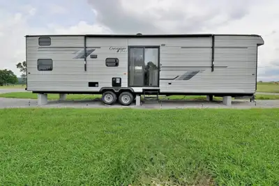 Image de Outdoor Dining • Bbq Grill • Fire Pit • Park Views