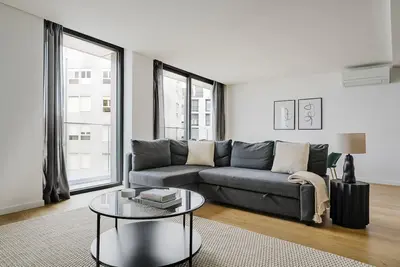 Image de Blueground | Arroios, balcony, nr Parque Eduardo Vii