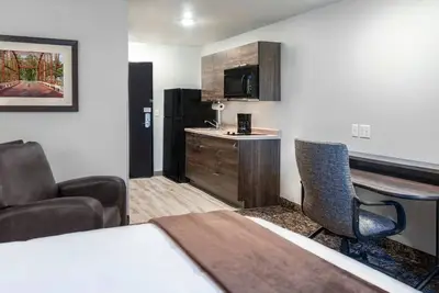 Image de 4-Room Escape Steps from Turtle Bay Exploration Park