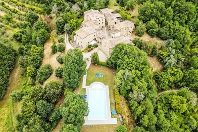 Image de Belle maison de vacances pour 2 personnes avec piscine, Wifi, Tv et terrasse