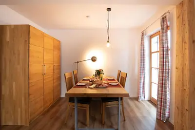 Image de Apartment 5 - Georg Mayer House