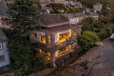 Image de Tidal Waters | Contemporary Living | Noss Mayo