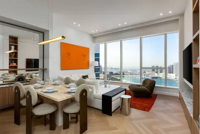 High-Floor Haven w/ Open Sea Views on Palm Entry