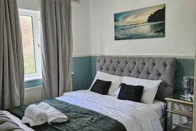 Image de Luxury 5-bed Home • Private Parking • Birmingham