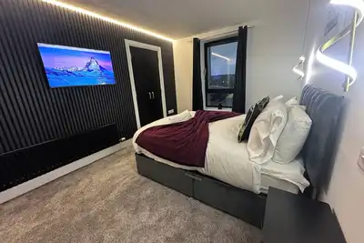 Image de Lux 2bed apartment city center Free parking