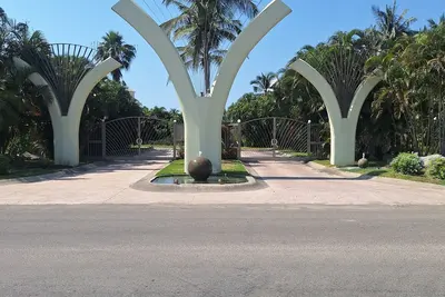 Image de Luxurious  Beach Front Condo Located in Flamingos Area.