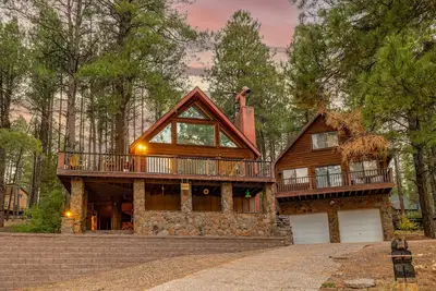 Image de Serene 3 Bedroom Log Cabin in the Ponderosa Pines of Flagstaff