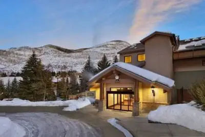 Image de Vail Deluxe Ski Loft / 2 Bedroom - Marriott Streamside Douglas Resort