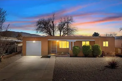 Image de AirPort and relax backyard