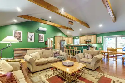 Image de Year-Round Loon Lake Retreat: Ski, Hike, Explore!