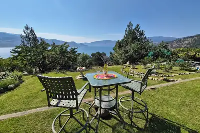 Image de Peachland Oasis Retreat