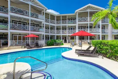 Image de Spacious 3 bedroom ground floor with direct access to pool on the West Coast