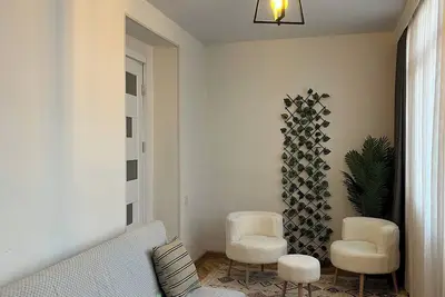 Image de Serene 2-bedroom apartment in charming T'bilisi Oldtown