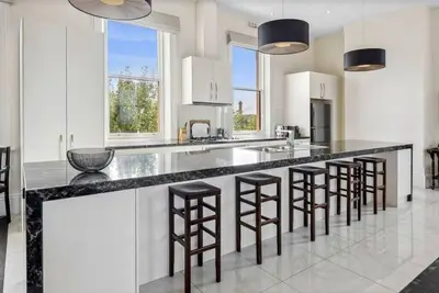 Image de Penthouse at Ozone Queenscliff