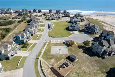 Image de Pollock: Bright Buxton Townhouse w/ Ocean Views