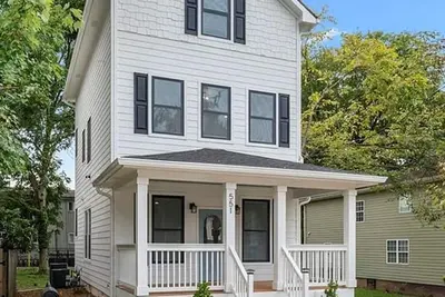 Image de Newly Constructed 3br Luxury Home in Atl Downtown