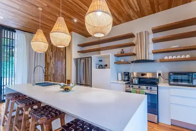 Image de So Blue Indigo | Modern Villa With Pool And Jungle Views