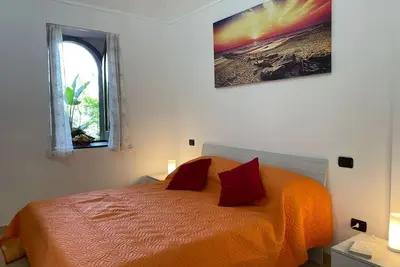 Image de Sweet Sun Studio Apartment – Cozy Comfort Just Minutes from Sorrento ☀️🏡
