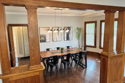 Image de Charming Historic 5br Home • Close to Universities, Hospital & Downtown