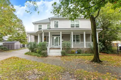 Image de Sojourn Beautiful Family Home with Backyard in Ghent