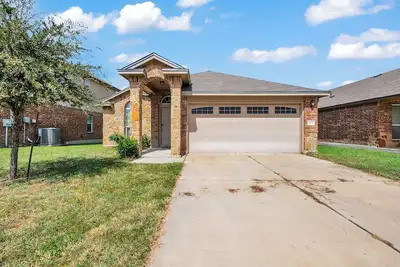 Image de 5 Bd Modern Texas Charm!