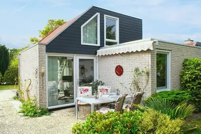 Maison de vacances à Ouddorp avec 2 chambres