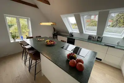 Image de Maison de luxe dans un quartier résidentiel huppé - Tous les étages sont chauffés