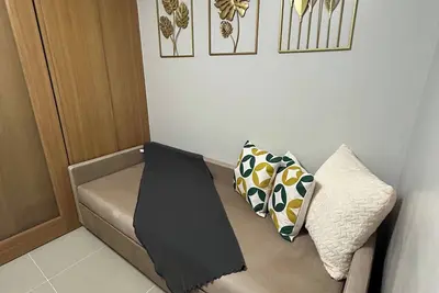 Image de Appartement dynamique à louer à Pasay City - Un pied-à-terre idéal face au Mall of Asia