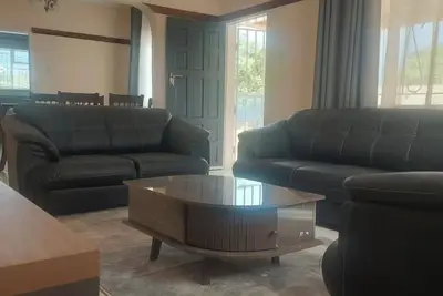 Image de 2 Bed Apartment + Free Hire Car & Airport Pick Up