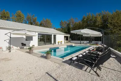 Image de Superbe maison à Zminj