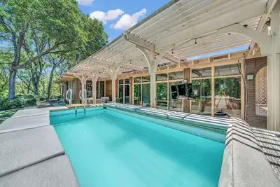 Image de Luxe Austin Retreat, Pool & Yard, Sleeps 20