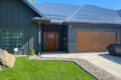 Image de 3 Large Bedrooms | Fireplace | Spacious