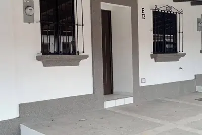 Image de Your home away from home awaits!