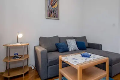 Image de Apartments & Rooms Green Bay - Two Bedroom Apartment with Balcony and Sea View (App 6)