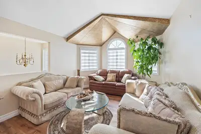 Modern 3-Bed, 2-Bath in South Windsor