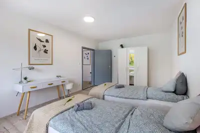 Image de Hechingen: Apartment AlbGlück 2 | 90sqm I 3 bedrooms | 1-7 pers. | Hohenzollern Castle