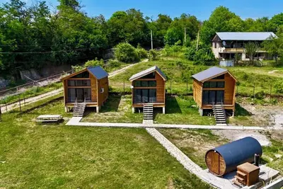 Image de Sioni hillside cottages Cozy Wooden cottages with a sauna near Lake Sioni.