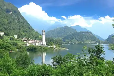 Image de Confortable appartement pour 5 personnes avec Wifi, climatisation, Tv, terrasse et animaux admis