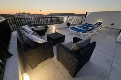 Image de Charming Penthouse in fabulous Il-Mellieħa with Ac and Amazing Views! !