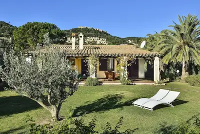 Image de Villa La Viola Costa Rei – Maison d’artiste en bord de mer