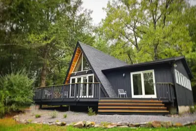 Image de Modern & Cozy A-Frame 2br + Loft, Firepit & Grill
