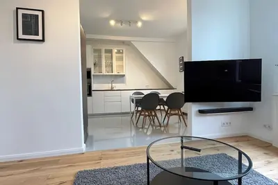 Image de Modern living in an old school
