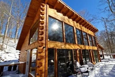 Image de Contemporary Log Cabin Rental Secluded in Nature near Logan, Ohio
