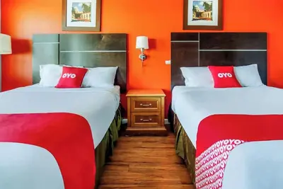 Image de 2 Affordable Rooms with 2 Queen Beds Perfect for Families Exploring Ridgecrest