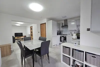 Image de Near Old Trafford | Modern 4br House for 7 Guests