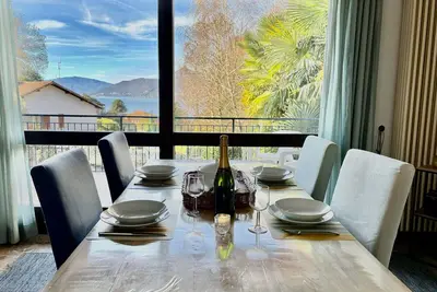 Image de Carmen apartment with lake view and balcony