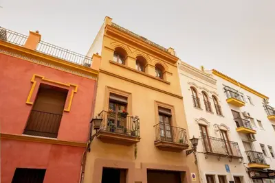 Image de Appartement « Charmant à Triana » avec Wi-Fi et climatisation